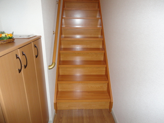 インペリアルコートのその他|上り階段