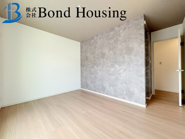 「並列2台可」「ルーフバルコニーつき」高津橋 限定1棟の寝室