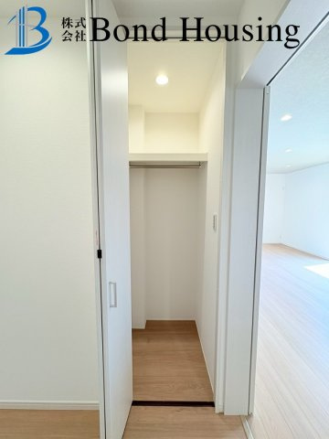 「並列2台可」「ルーフバルコニーつき」高津橋 限定1棟の収納