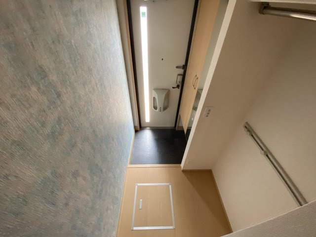 コーポラスイヅツの玄関