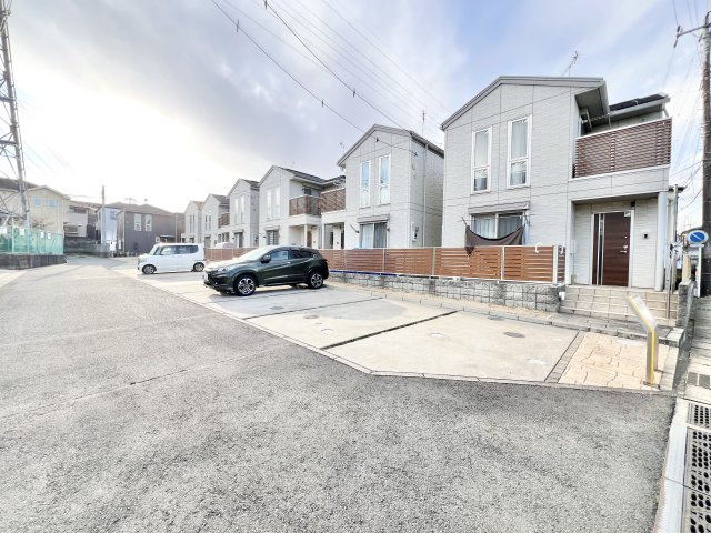 Solvita familiaの駐車場|駐車場に車を止められます