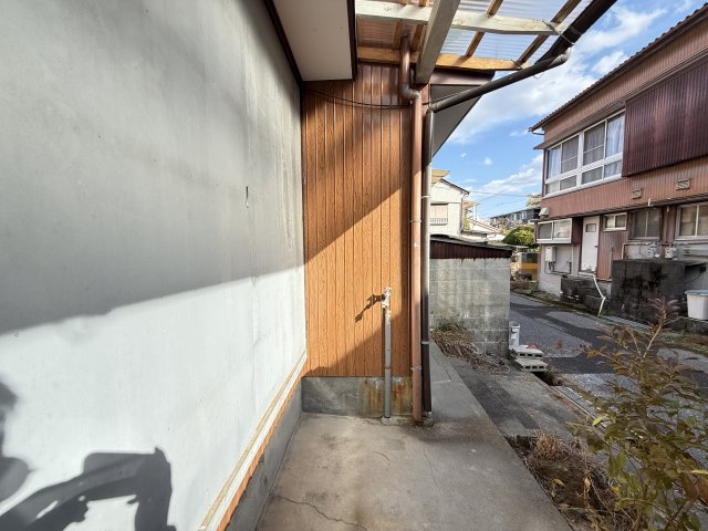 和泉町貸家の庭