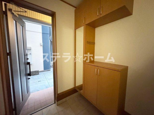 井高野1 中古戸建の玄関|玄関です