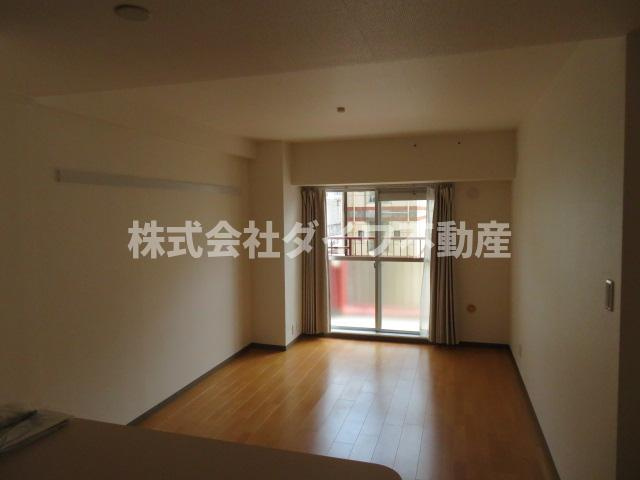 シャンボール康生の居間・リビング