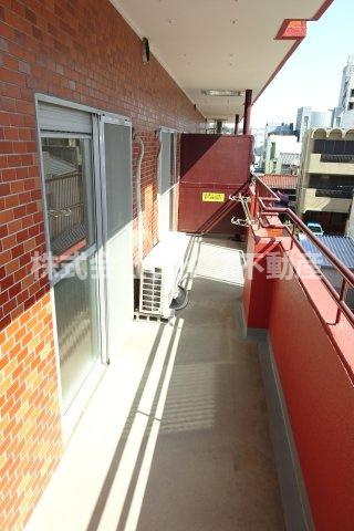 シャンボール康生のロビー