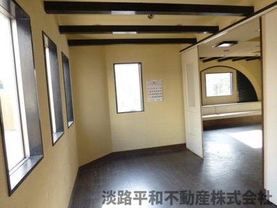 【内装】 | カリヨン広場(イタリア亭)