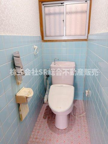 善根寺町5丁目中古戸建のトイレ|温水洗浄便座もございます♪