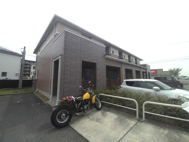 グランポン魚住の外観