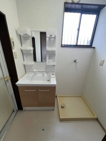 近江八幡市多賀町　中古戸建