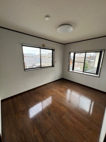 近江八幡市多賀町　中古戸建