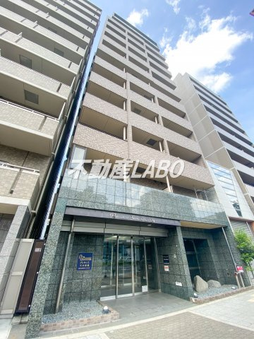 プレサンス千日前通の外観