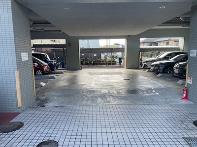 【駐車場】 | 枚方公園ガーデンハウス | マンション敷地内の機械式駐車場です。