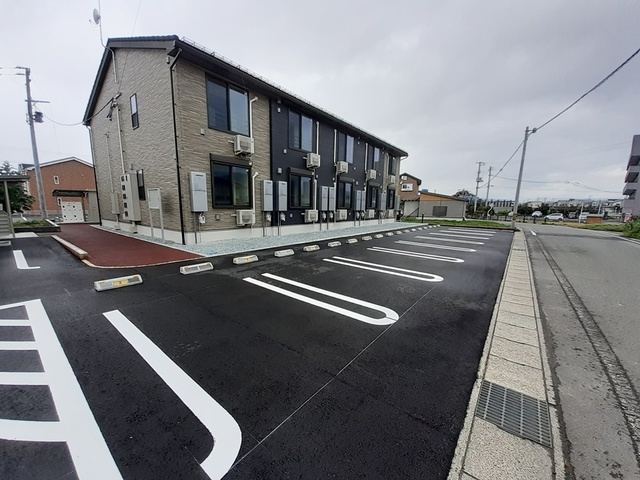 レグルスの駐車場|駐車場