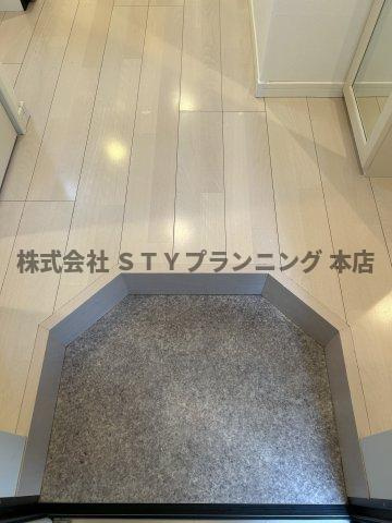 仲介手数料０円！auram千種の玄関