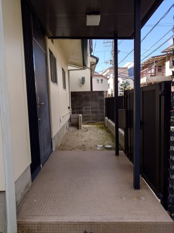 宝塚市中州１丁目　一戸建てのロビー