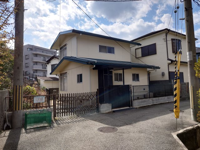 宝塚市中州１丁目　一戸建ての外観