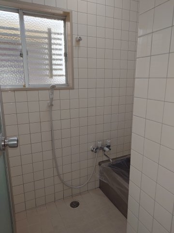 宝塚市中州１丁目戸建の浴室