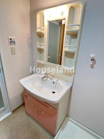 ノイフロイデの洗面所