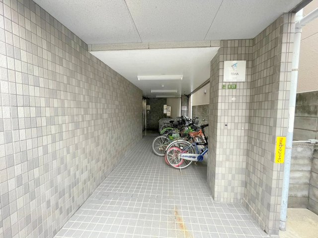 中市マンションのエントランス
