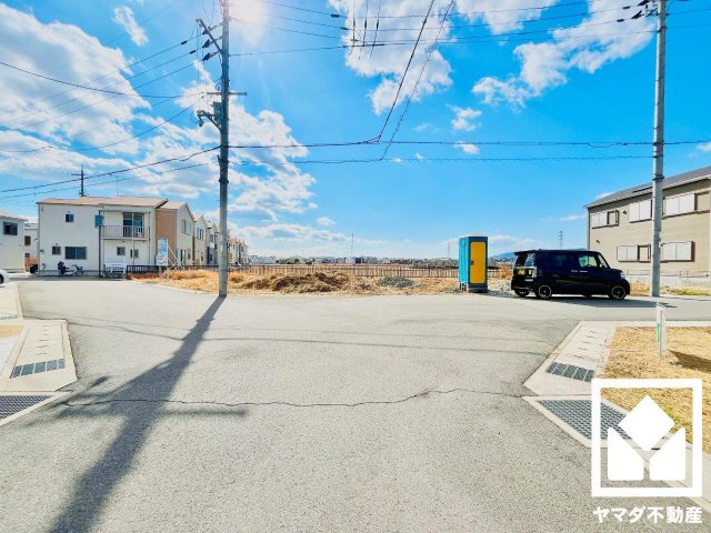 伏見区久我御旅町　D号地の前面道路含む現地写真