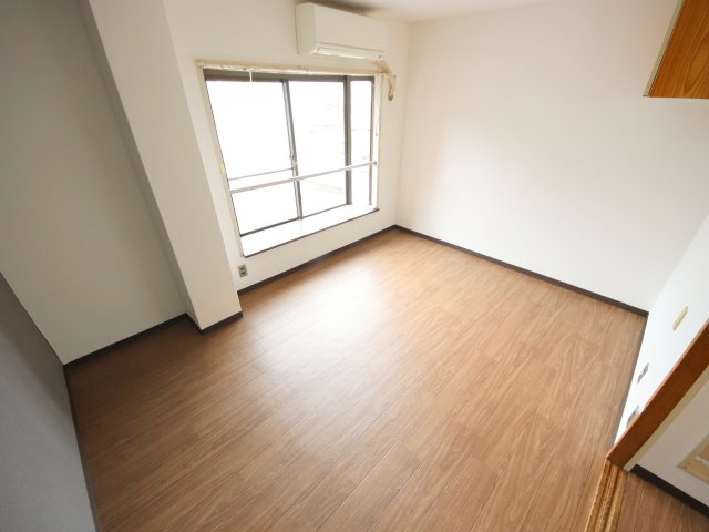 サンコーポ生駒の居間・リビング