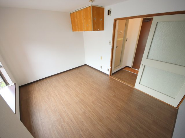 サンコーポ生駒の洋室