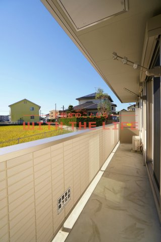 エスポワール合川【キャッシュバック対象】のバルコニー|暖かな日差しのふりそそぐバルコニー