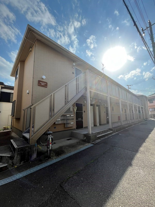 神戸市須磨区須磨寺町２丁目のアパート