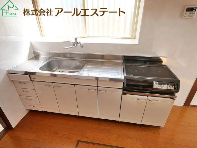 加古川市野口町野口　　中古戸建のキッチン