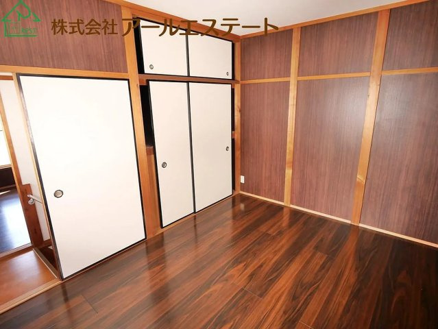 加古川市野口町野口　　中古戸建の子供部屋