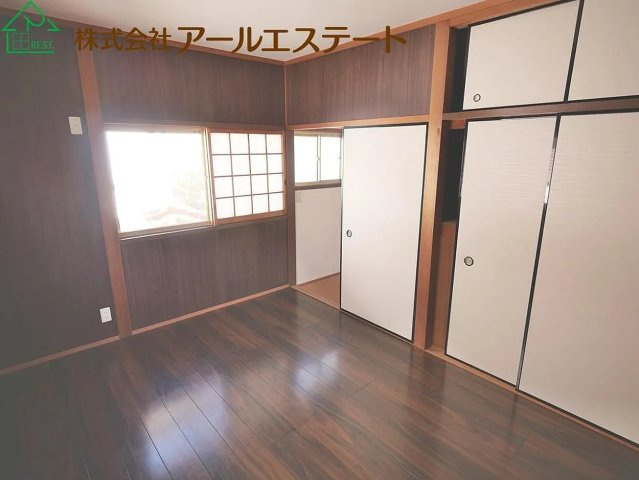 加古川市野口町野口　　中古戸建の寝室