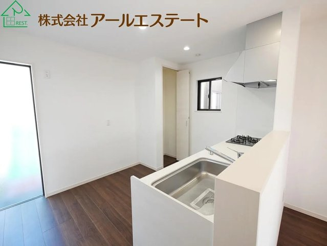 加古川市加古川町中津　　JR「日岡駅」徒歩15分のキッチン