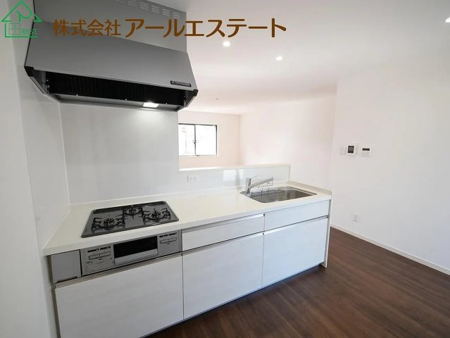 加古川市加古川町中津　　JR「日岡駅」徒歩15分のキッチン