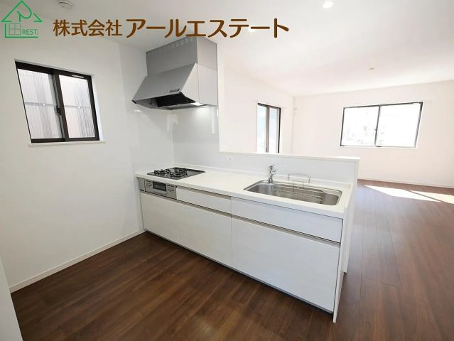 加古川市加古川町中津　　JR加古川線「日岡駅」徒歩15分のキッチン