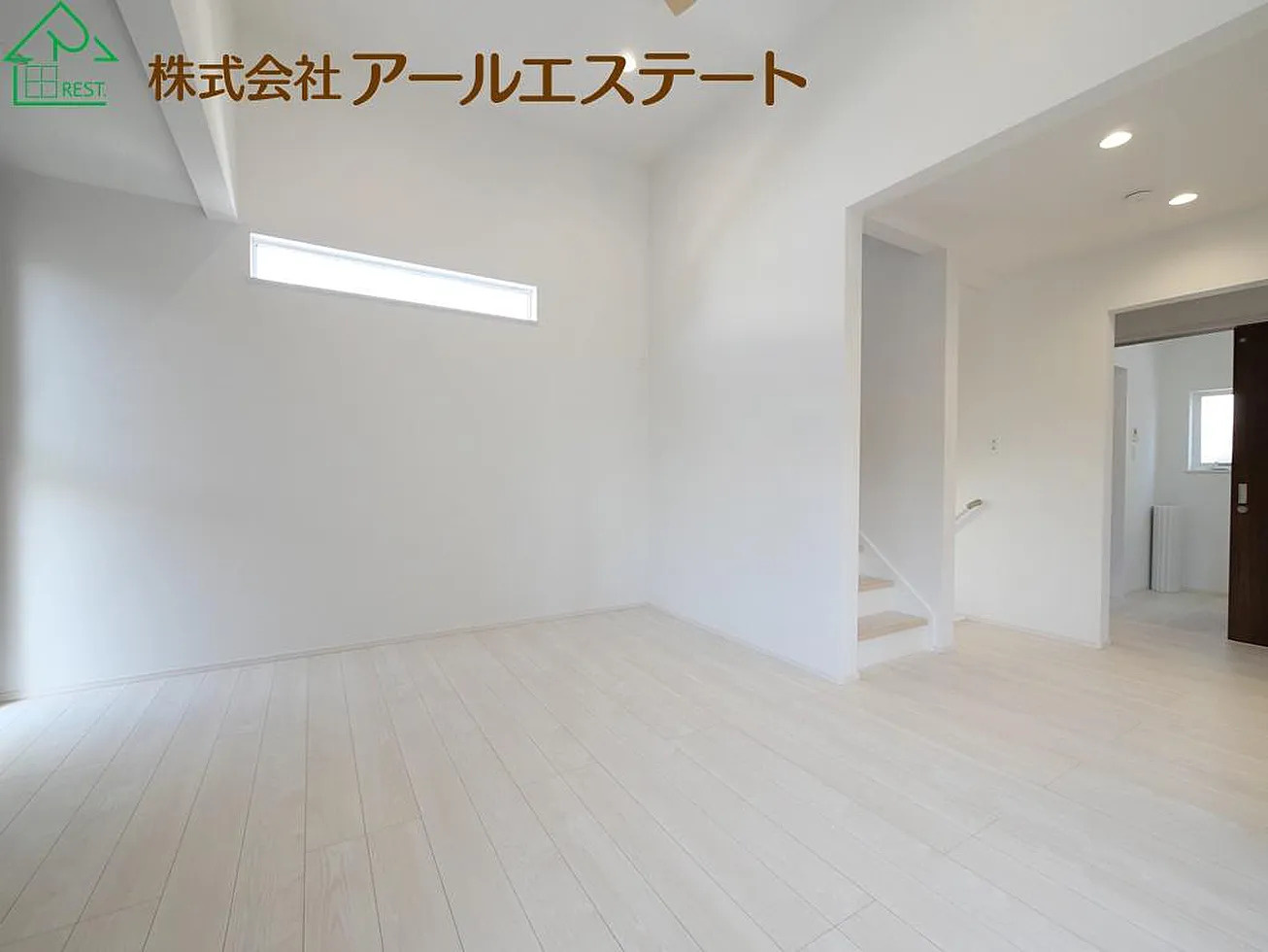 小野市王子町　中古戸建の居間・リビング