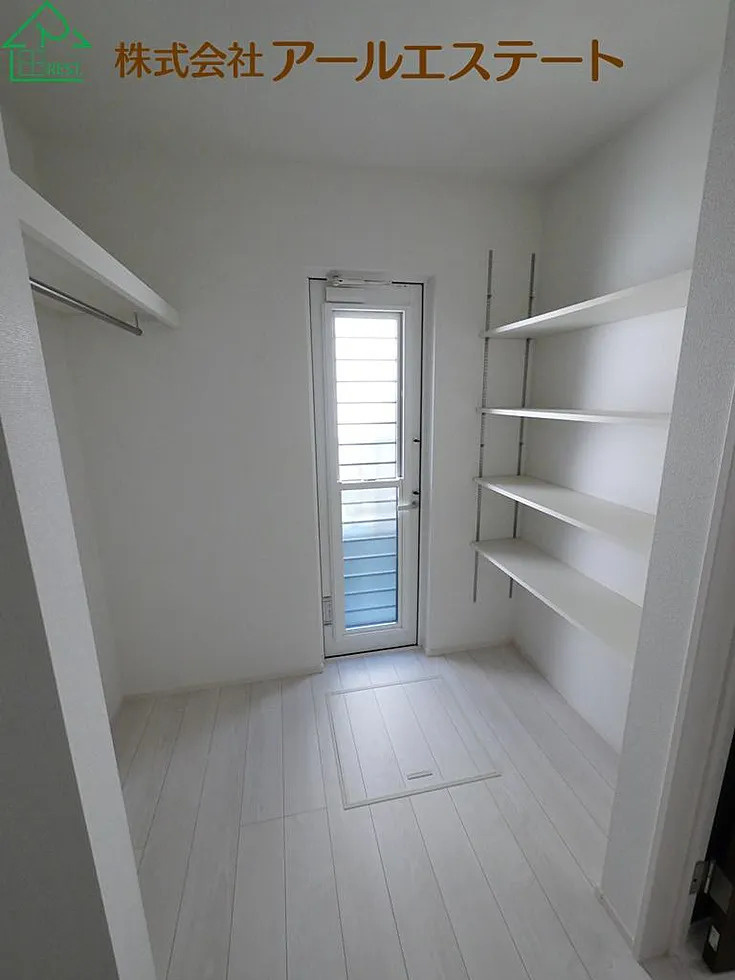 小野市王子町　中古戸建の収納