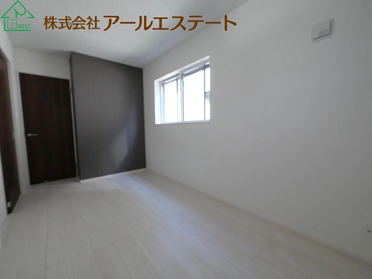 小野市王子町　中古戸建の寝室