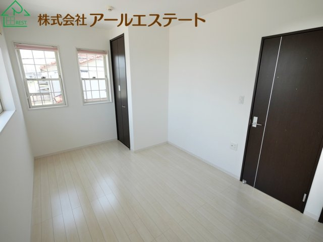 高砂市北浜町牛谷　　JR「曽根駅」徒歩17分の洋室