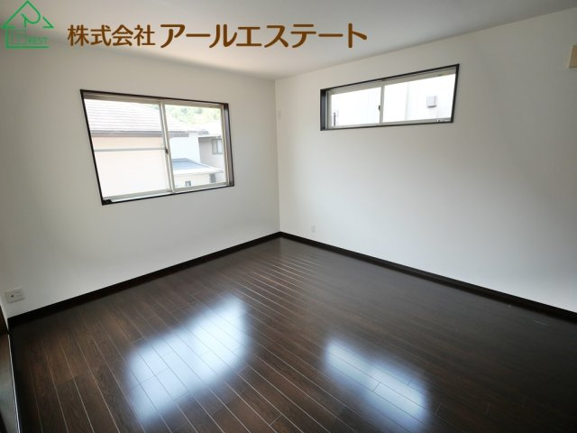 高砂市北浜町牛谷　　JR「曽根駅」徒歩17分の寝室