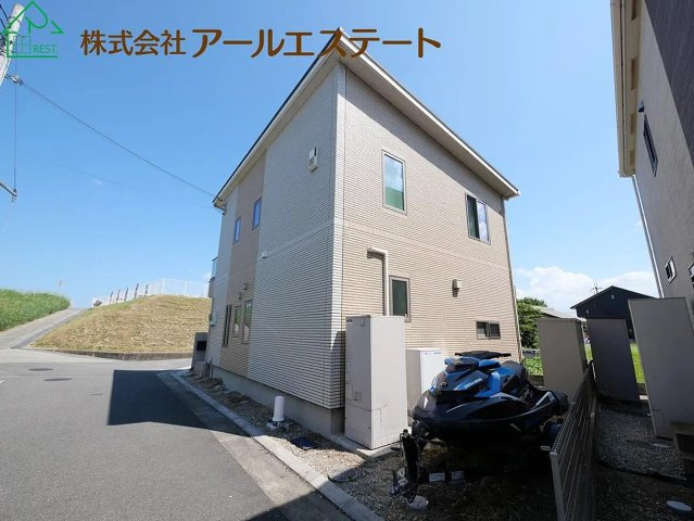 加古川市加古川町友沢　　中古戸建の外観