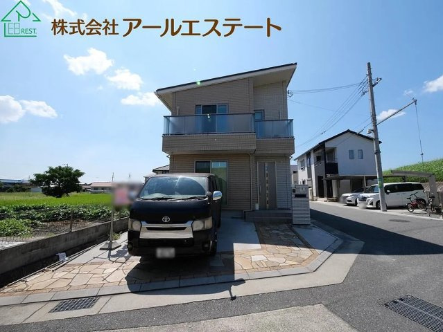 加古川市加古川町友沢　　中古戸建の外観