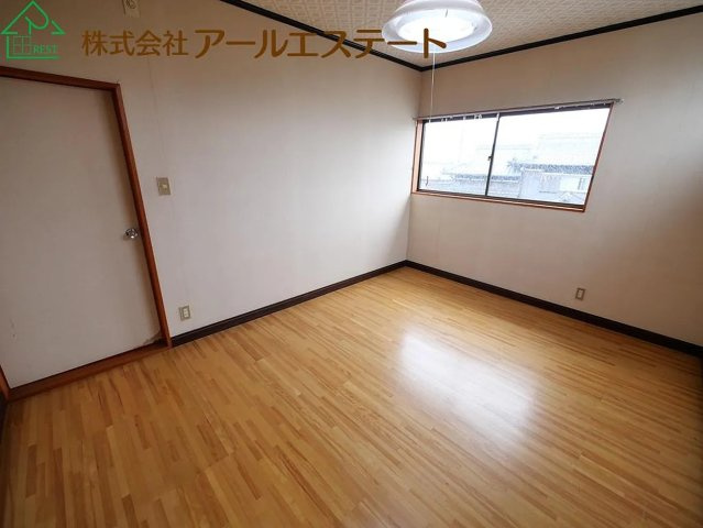 加古川市志方町西中　　中古戸建の子供部屋