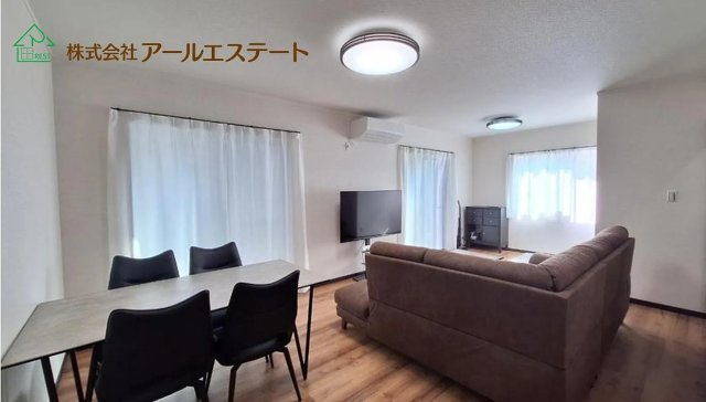 高砂市金ヶ田町　　JR「曽根駅」徒歩9分の洋室