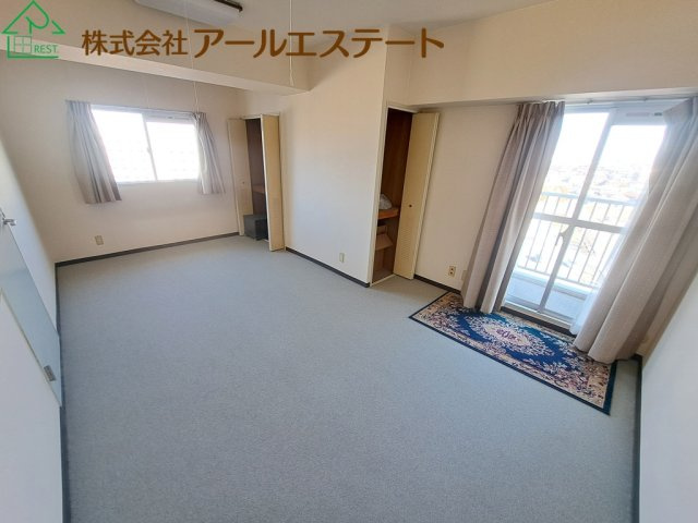 万葉ハイツ東加古川　　山陽電鉄「別府駅」徒歩18分の洋室