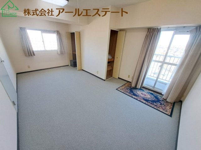 万葉ハイツ東加古川　　山陽電鉄「別府駅」徒歩18分の寝室