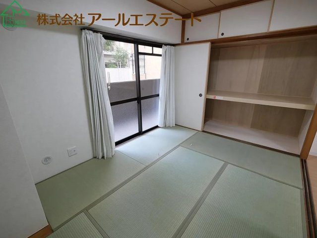 ライオンズマンション東加古川　　JR「東加古川駅」徒歩14分の和室