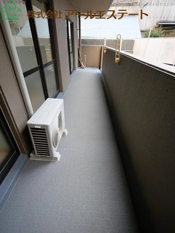 ライオンズマンション東加古川　　JR「東加古川駅」徒歩14分のバルコニー
