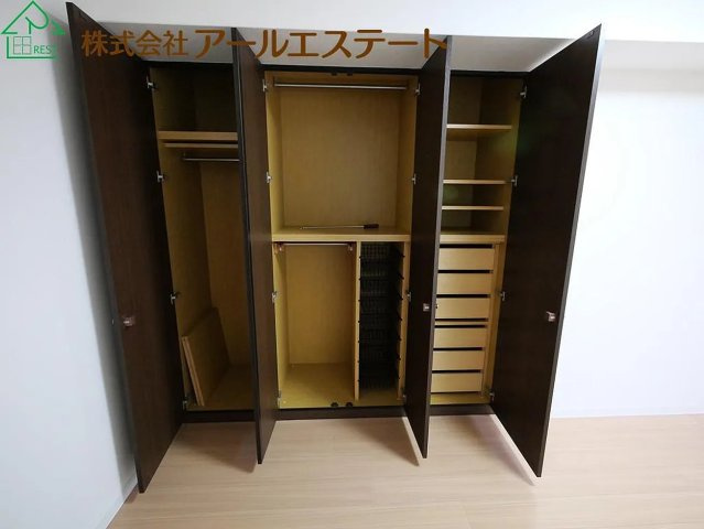 ライオンズマンション東加古川　　JR「東加古川駅」徒歩14分の収納