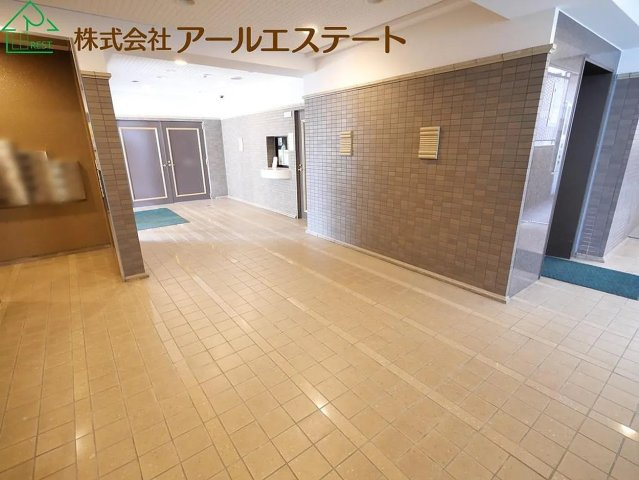 ライオンズマンション東加古川　　JR「東加古川駅」徒歩14分のエントランス