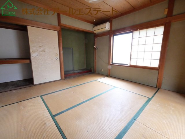 加古川市上荘町都台１丁目　　中古戸建の和室